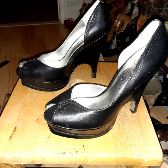 Jessica Simpson Wedges - Picture 2 of 3